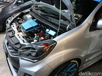 Daihatsu Sirion Balap ala Mahasiswa