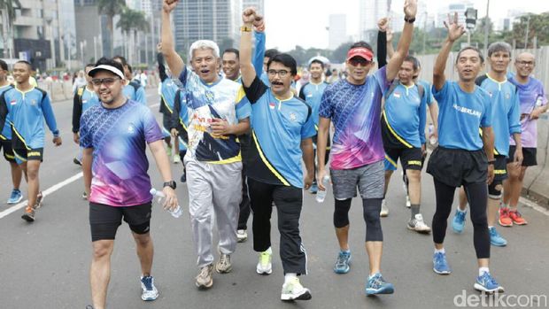 Lari Bareng Adhyaksa Dault, Sandiaga Diminta Benahi Urusan Olahraga