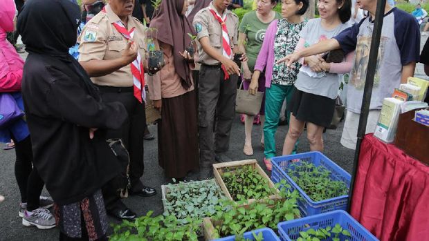 Berbagai produk pertanian ditawarkan di Minggu Pertanian