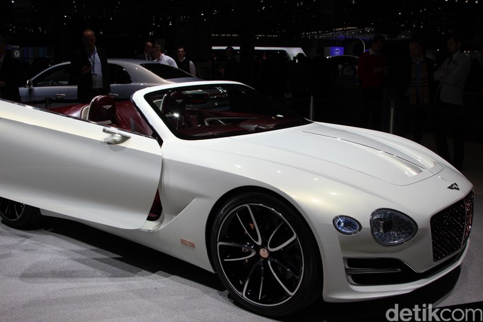 Dahsyat, Mobil Listrik Kian Mewah Saja