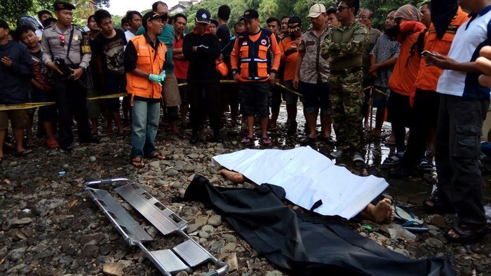 Seorang Pria Tewas Loncat dari Jembatan, Diduga Bunuh Diri