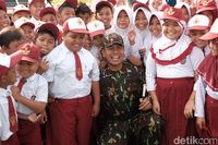 Kapolda Sulteng 'Blusukan',  Cek Satgas Tinombala di Gunung Biru 