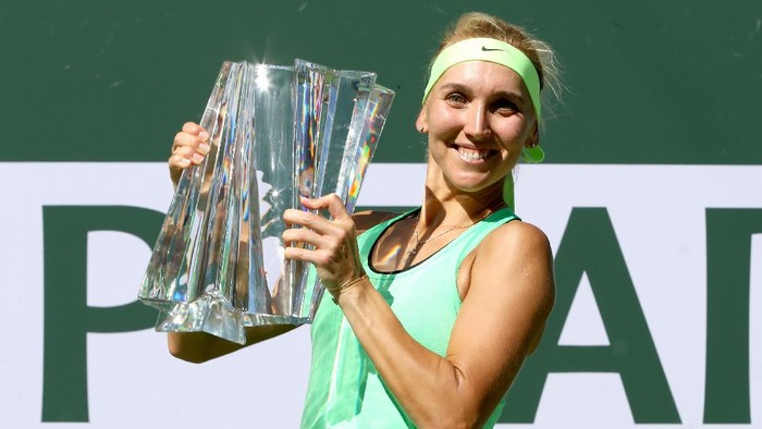 Vesnina Juara Usai Duel Tiga Set Melawan Kuznetsova