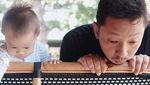 Like Father Like Son! Lucunya Bjorka dan Ringgo Agus Rahman