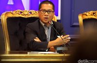 Yandri Susanto.