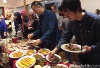 Sambal Roa, Gulai Kepala Ikan hingga Rendangpun