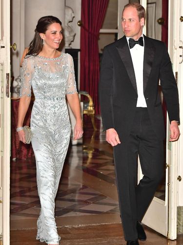 Foto: Tebar Pesona di Paris, Ini 5 Gaya Terbaik Kate Middleton
