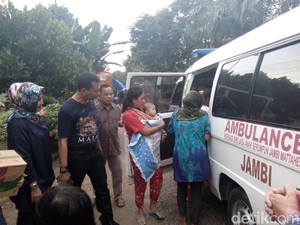 Bayi dengan Jantung Bocor di Pengungsian Dijemput ke Rumah Sakit