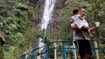 Kesegaran di Nganjuk: Air Terjun Sedudo