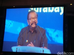 Pakde Karwo Bicara Pentingnya Restorasi Pancasila di Acara NasDem