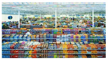 99 Cent II Diptychon foto yang diambil pada tahun 2001 yang menampilkan suasana supermarket dengan berbagai macam makanan ringan. Merupakan hasil karya Andreas Gursky mampu menjual dengan harga USD 3,3 juta atau sekitar Rp 43 miliar. (Foto: Internet)