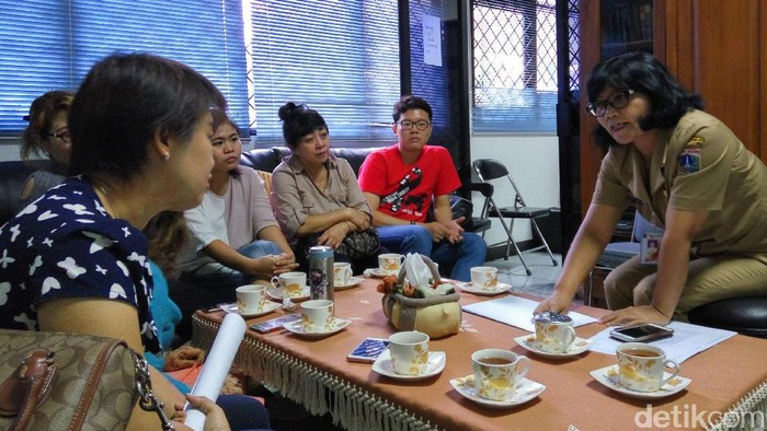 Pencinta Hewan Protes Penangkapan Anjing Liar oleh Pemprov DKI