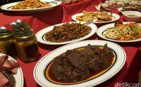 Sambal Roa, Gulai Kepala Ikan hingga Rendangpun
