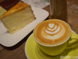 Djule Kofi: Menikmati Kopi Guatemala Aplario Ditemani Cake