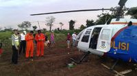 Helikopter Polisi Mendarat Darurat Di Kebun Warga Di Tangerang