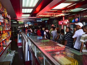 Cerita Negeri Kaya Minyak Terlilit Utang