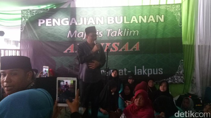 Hadiri Pengajian MT Annisa, Djarot: Tidak Boleh Ada yang Halangi