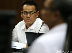 Terbukti Menyuap, Suami Inneke Koesherawati Divonis 2 Tahun 8 Bulan
