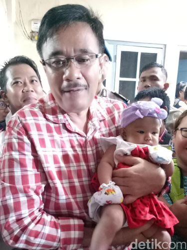 Djarot tinjau posyandu di Jakarta Barat / 