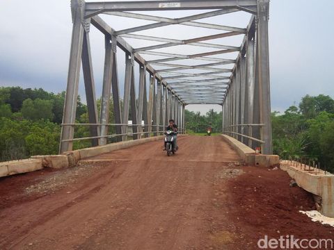 Melihat Jembatan Cijunti, Peyambung Asa Perbatasan Purwakarta-Subang