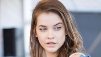 Model asal Hungaria, Barbara Palvin memang memiliki paras cantik. Di 23 tahun ia sudah memiliki banyak pengalaman di dunia modeling. Rick Kern/Getty Images for Sports Illustrated/detikFoto.