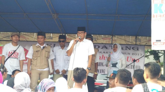 Sandiaga Minta Maaf kepada Ibu yang Disebut Maling oleh Ahok