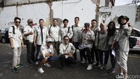 Sebelum berangkat, para risers juga berfoto bersama.