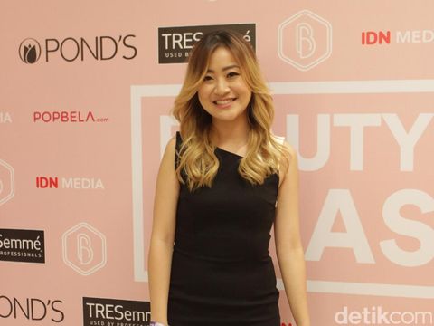 Archangela Chelsea Cerita Pengalamannya Jadi Makeup Artist di Hollywood