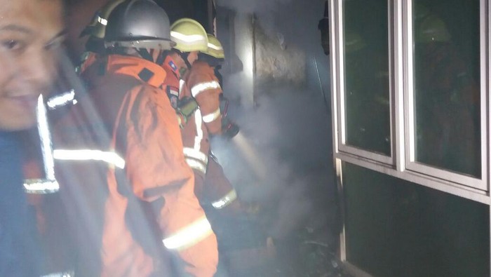 Kebakaran Landa Ruangan di Kampus Unpar Bandung