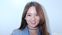Kekasih dari aktor Fendy Chow itu juga mengaku banyak belajar lewat film tersebut.