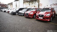 Sama seperti manusia, sejumlah mobil Datsun juga melakukan pengecekan.