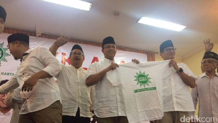 Anies ke Relawan: Jaga Pilkada dari Intervensi dan Kecurangan