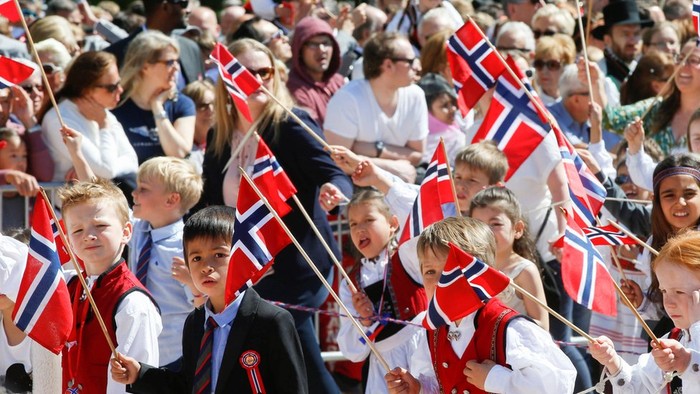 Negara Mana yang Penduduknya Paling Bahagia di Dunia?