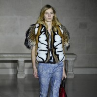 PARIS, FRANCE - MARCH 07: A model walks the runway during the Louis Vuitton show as part of the Paris Fashion Week Womenswear Fall/Winter 2017/2018 on March 7, 2017 in Paris, France. (Photo by Pascal Le Segretain/Getty Images)