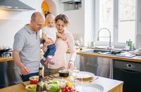 Sejak Usia Batita, Anak Sudah Bisa Diajak Memasak Bersama