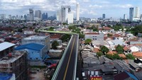 Uji coba dan simulasi yang dilakukan oleh bus Trans Jakarta itu, merupakan simulasi awal. Pihak Trans Jakarta Sendiri masih membutuhkan waktu hingga dua sampai tiga bulan lagi untuk menyelesaikan komisioning test. Pool/Dok. Bina Marga DKI.