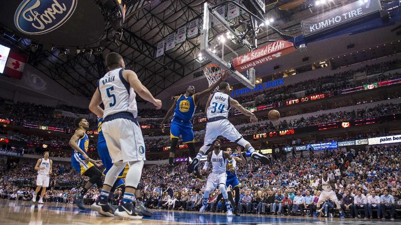 Warriors Menang Mudah di Dallas Warriors Menang Mudah di Dallas