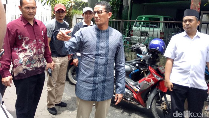 Warga Tanya KJL, Sandiaga: Itu Bukan Uang Ahok, tapi Rakyat