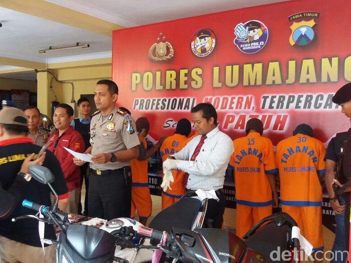 Lima Begal Motor Spesialis Ibu dan Remaja Dibekuk
