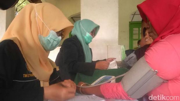 Muhammadiyah Periksa Kesehatan Pemulung di TPST Piyungan