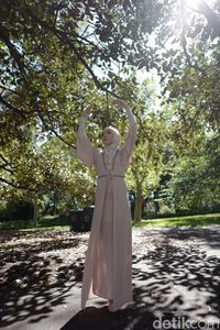 Mengenal Stephanie Kurlow, Penari Balet Berhijab Pertama dari Australia