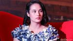 Beauty in Blue! Manisnya Chelsea Islan