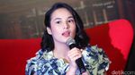 Beauty in Blue! Manisnya Chelsea Islan