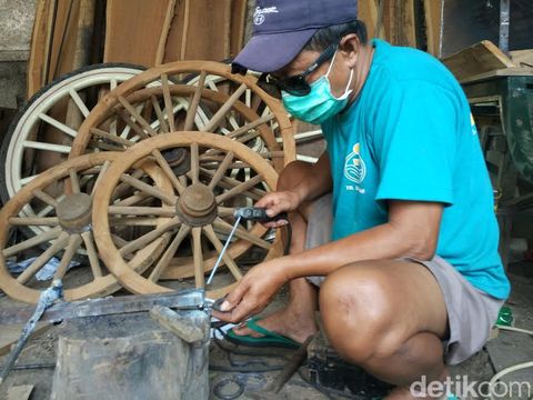Mengunjungi Bengkel Andong 'Arjuna' di Sleman yang Laris Manis