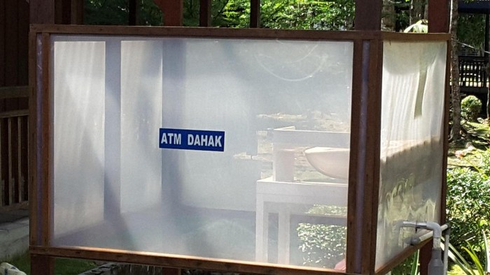Unik! Ada ATM Dahak di Rumah Sakit Ini