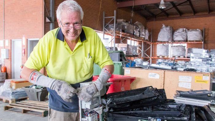 Ketahui Ke Mana Limbah Elektronik Berakhir