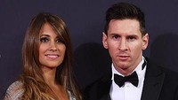 Sayangnya, jika Messi pergi, Barcelona harus kehilangan Antonella Roccuzzo sebagai salah satu WAGs cantiknya. Foto: Matthias Hangst/Getty Images
