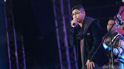 Setahun Break, Pasha Kembali Bermusik