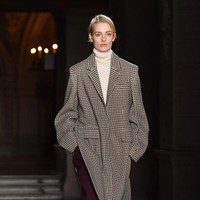 PARIS, FRANCE - MARCH 06: Designer Stella McCartney is seen on the runway during the Stella McCartney show as part of the Paris Fashion Week Womenswear Fall/Winter 2017/2018 on March 6, 2017 in Paris, France. (Photo by Pascal Le Segretain/Getty Images)