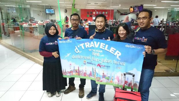 Para d'Traveler yang bersiap di kantor detikcom (Masaul/detikTravel)